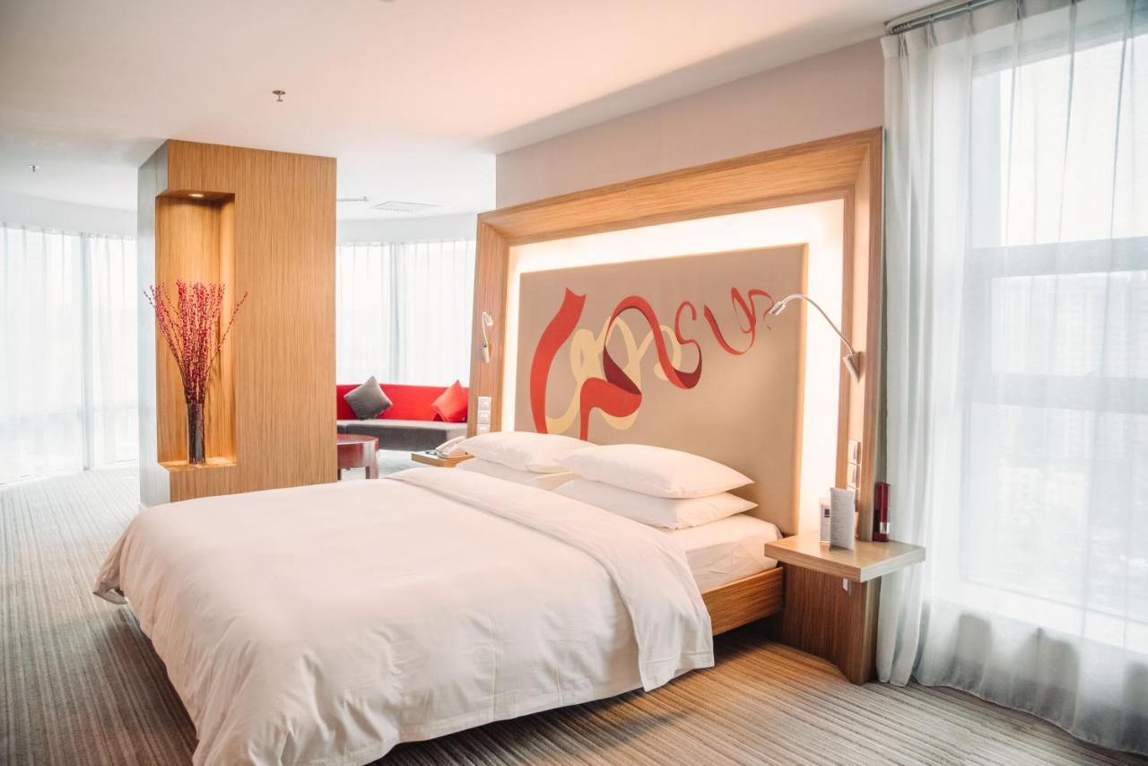 Novotel Guiyang Downtown Eksteriør billede